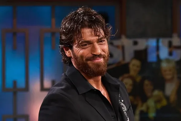 جان یامان، بازیگر اهل ترکیه: آنچه در ایران میگذرد، مایه اندوهی عمیق است