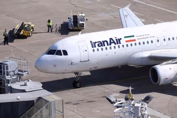 Iranian airlines continue foreign flights after US sanctions deadline - Bloomberg