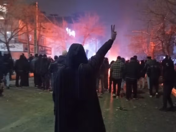 السفير الأميركي لدى إسرائيل: ترامب سيلتزم بوعوده لتقديم الدعم للمتظاهرين في إيران