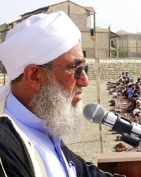 تجمع مردم سیستان و بلوچستان در اعتراض به بازداشت مولوی فتحی محمد نقشبندی، امام جمعه راسک
