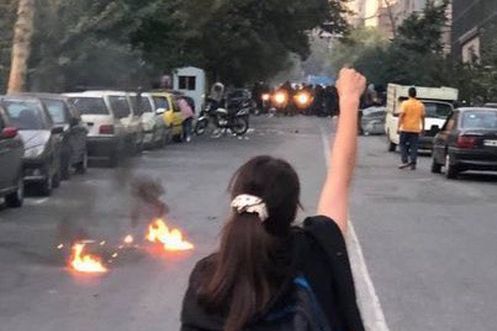 "العدالة من أجل إيران": نظام طهران استخدم قوات قتالية خاصة في قمع انتفاضة مهسا أميني