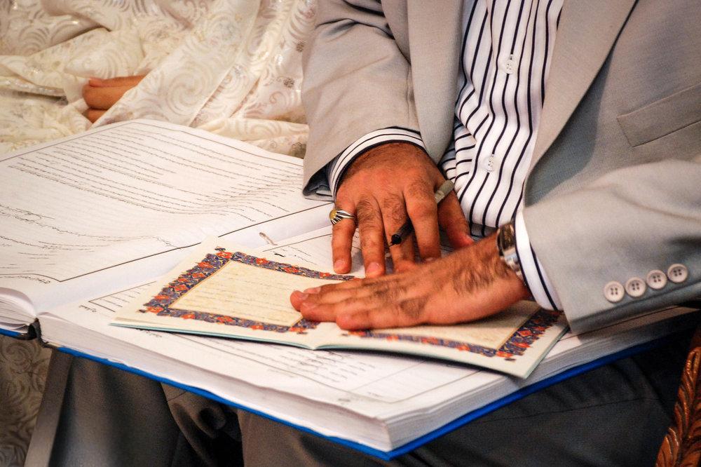 معاون وزیر کشور: موضوع ازدواج با اتباع غیرایرانی را از شرعی به قانونی تبدیل می‌کنیم