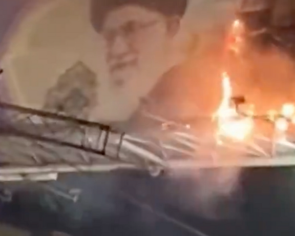 مظاهرات في طهران ومدن إيرانية أخرى وهتافات: الانتفاضة مستمرة حتى سقوط الديكتاتور