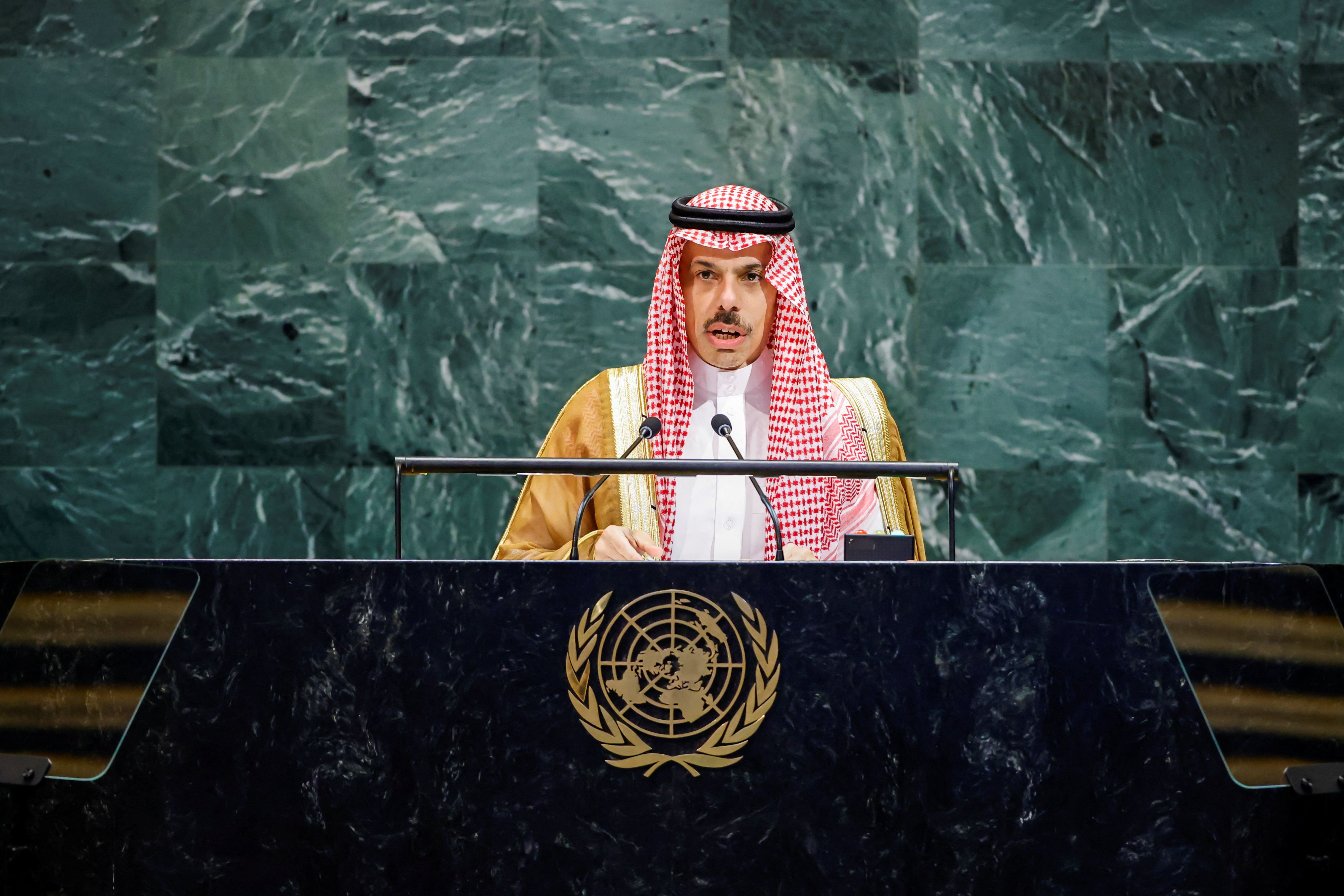 وزیر خارجه عربستان سعودی: به‌شدت حمله ایران به کشور برادر قطر را محکوم می‌کنیم