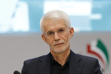 اسبقیان درباره ناپدیدشدن کشاورز: پیشنهاد میدهند اما ورزشکاران باید به تیم ملی افتخار کنند