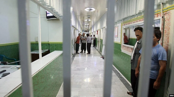 Two inmates die in Iranian prisons over lack of medical care