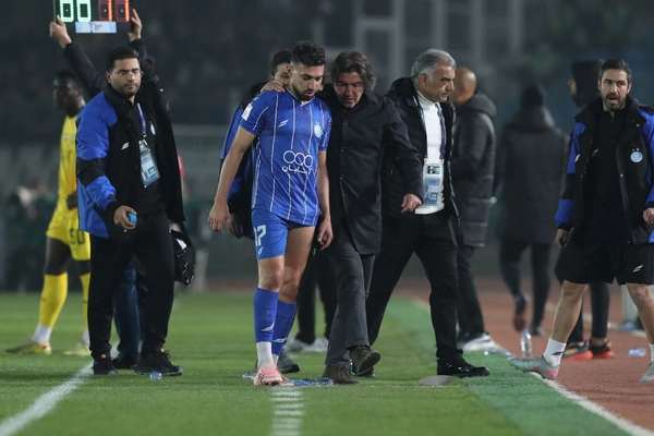 خبر بد برای استقلال؛ منیر الحدادی شاید دربی ۱۰۶ تهران را از دست بدهد