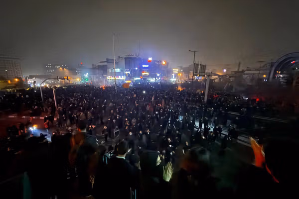 اعتراضها، ایران را به لبه «انقلاب اجتماعی» رسانده است