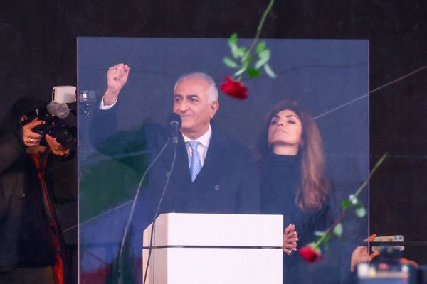 شاهزاده رضا پهلوی: مردم ایران بدانند در این مبارزه دنیا کنارشان ایستاده است