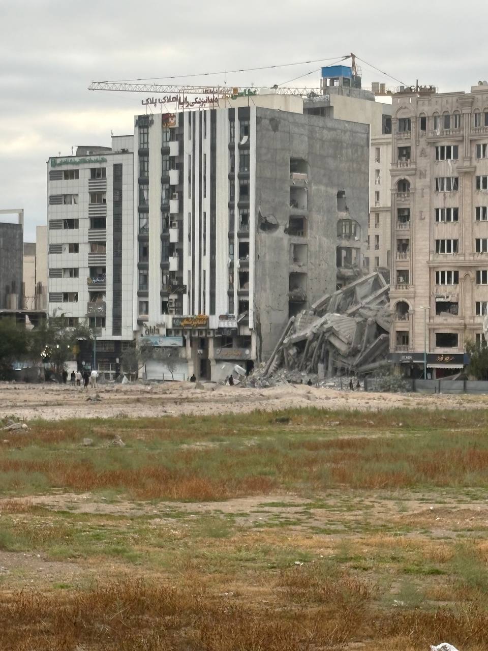 ادامه حملات در روز پنجشنبه؛ انفجارهایی در تهران، همدان، بندرعباس و چند شهر دیگر رخ داد