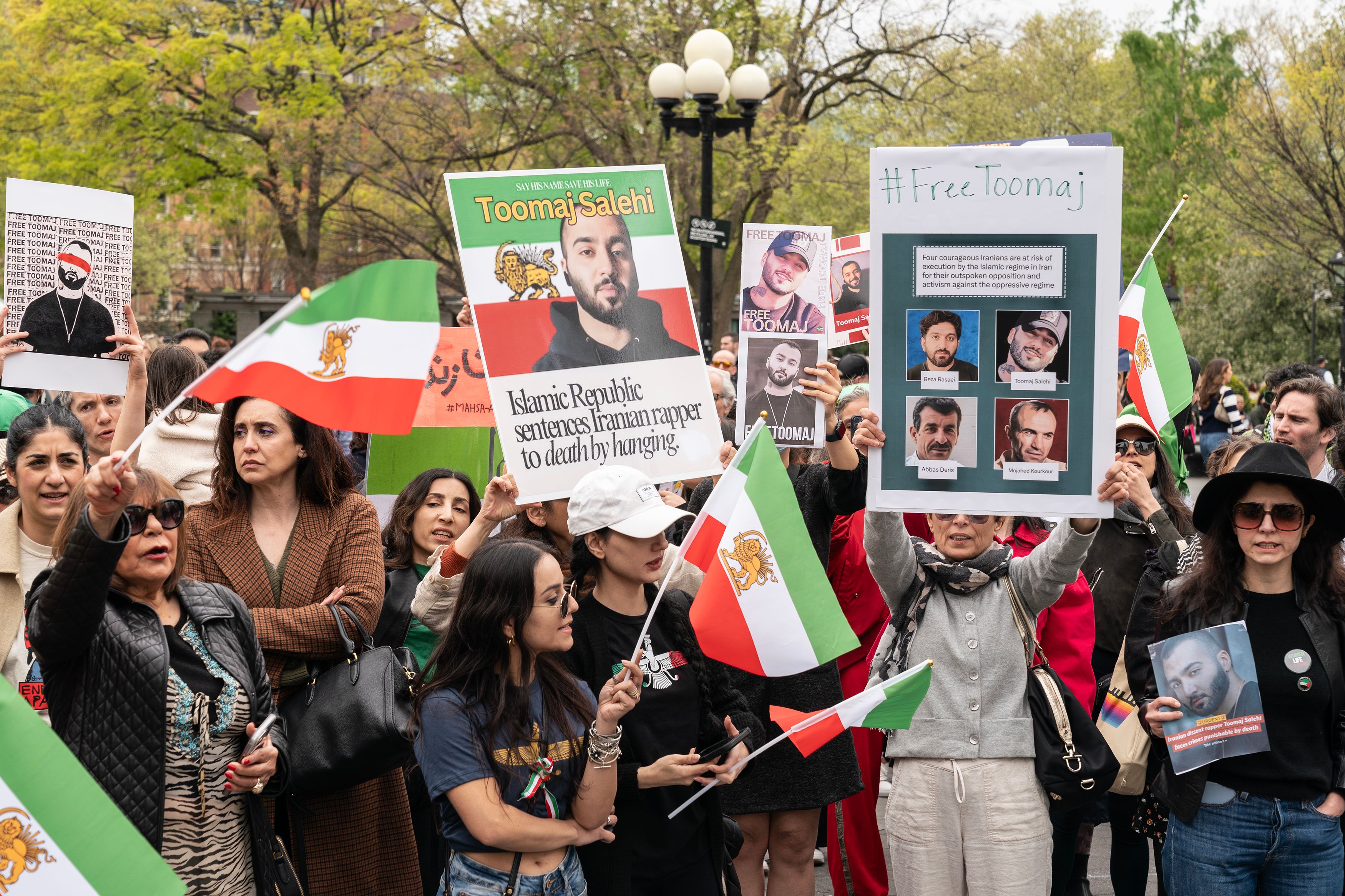 Pensioners Rally In Iran: Toomaj Must Be Freed