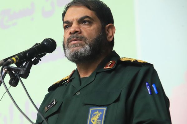 مسؤول في "الباسيج" الإيراني: سنكشف عن وحدات تحلية مياه وطائرات مسيرة جديدة