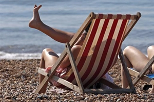 یک پناهجوی ایرانی و دو پناهجوی مصری در بریتانیا متهم به تجاوز گروهی به یک زن شدند