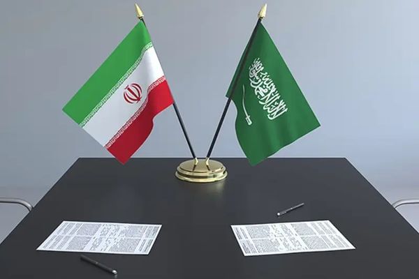بعد إلغاء مباراة سباهان والاتحاد بسبب تمثال سليماني.. طهران: اتفقنا مع الرياض على الإعادة