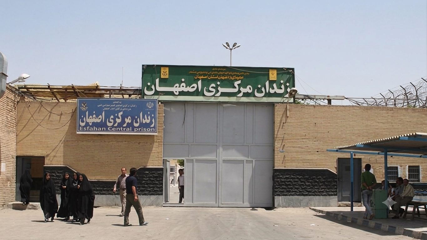 زندانیان اصفهان در اعتراض به انتقال معترضان انقلاب ملی به انفرادی اعتصاب کردند 