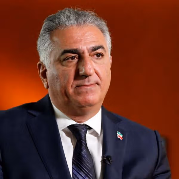 شاهزاده رضا پهلوی از پاپ خواست صدای مسیحیان در ایران باشد