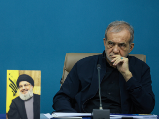 عبدی، فعال اصلاحطلب: پزشکیان آخرین شانس نظام است