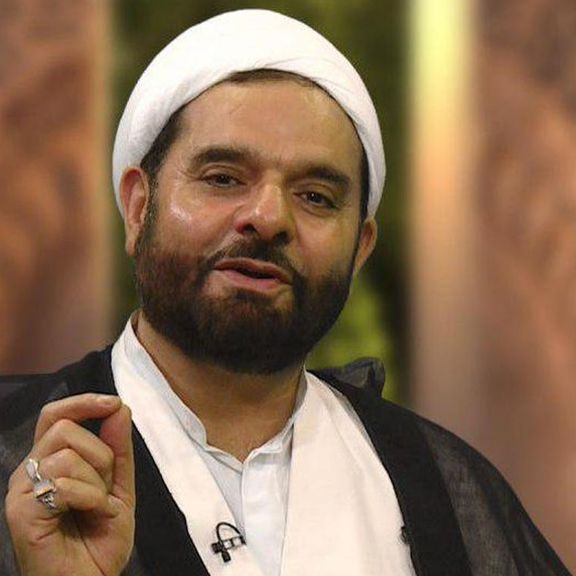 مدرس حوزه علمیه: شوخی و شیطنت، بسیاری از مشکلات زن و شوهرها را از بین میبرد