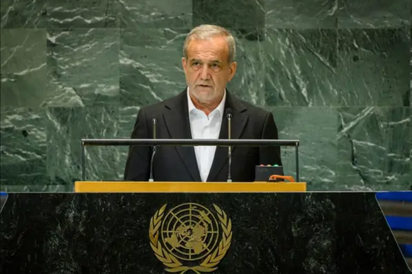 الرئيس الإيراني في الأمم المتحدة: طهران مستعدة للتعاون مع جميع أطراف الاتفاق النووي