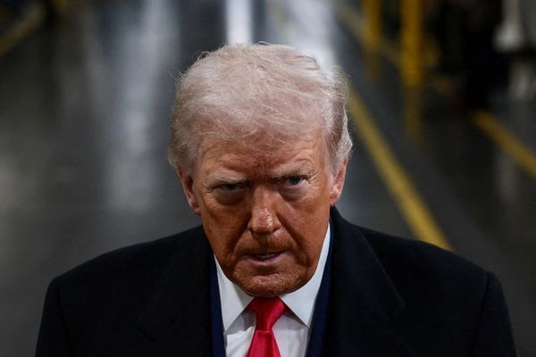 سخنگوی کاخ سفید: ترامپ شرایط در ایران را بهدقت زیر نظر دارد