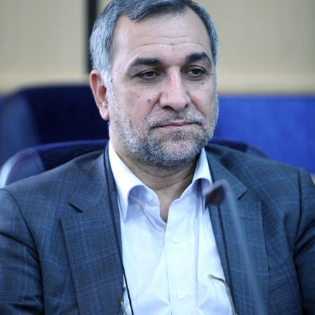 وزیر بهداشت دولت رئیسی: منابع داخلی برای واکسیناسیون کفایت نمیکند