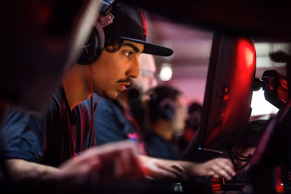 IRGC moves to tighten internet controls after protest crackdown