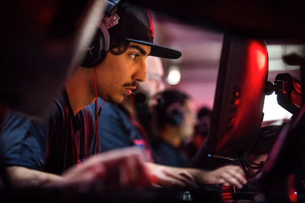 IRGC moves to tighten internet controls after protest crackdown