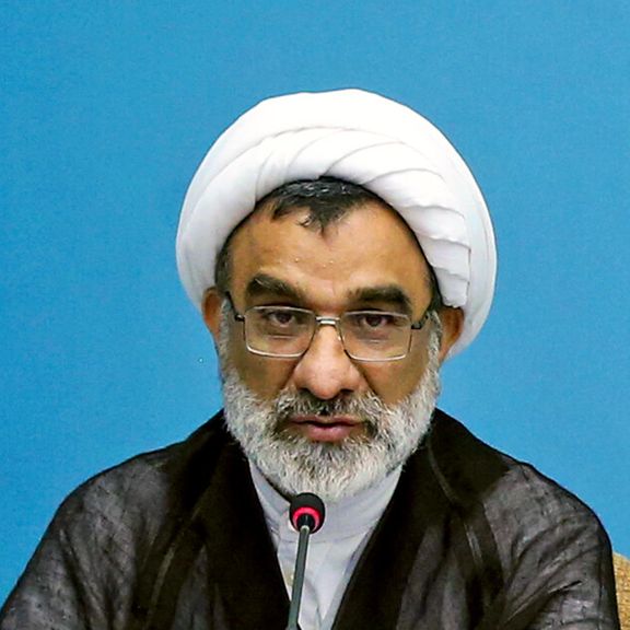 دبیر شورایعالی انقلاب فرهنگی: دانشجویان پروندهدار در صورت ندامت به دانشگاه بازمیگردند