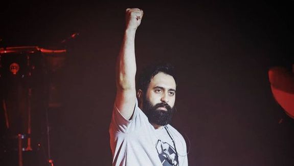 وکیل پرونده: حکم ۷۴ ضربه شلاق مهدی یراحی، خواننده، اجرا شد