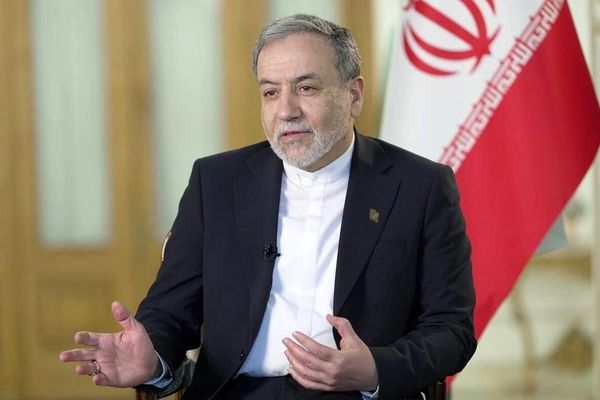 عراقجي: أقمار إيران الصناعية ذات مهام علمية