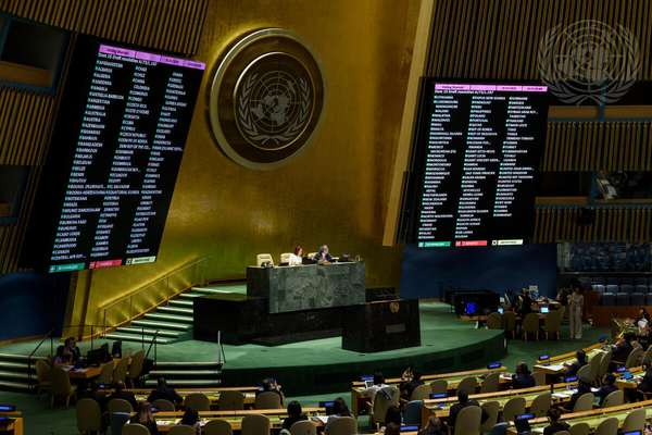 Tehran, Ottawa Trade Barbs As UN Condemns Iran Over Human Rights