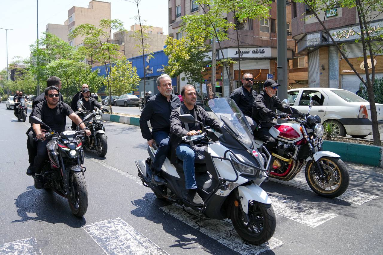 چند استان به دلیل مراسم حکومتی تشییع جنازه خامنه‌ای تعطیل شد