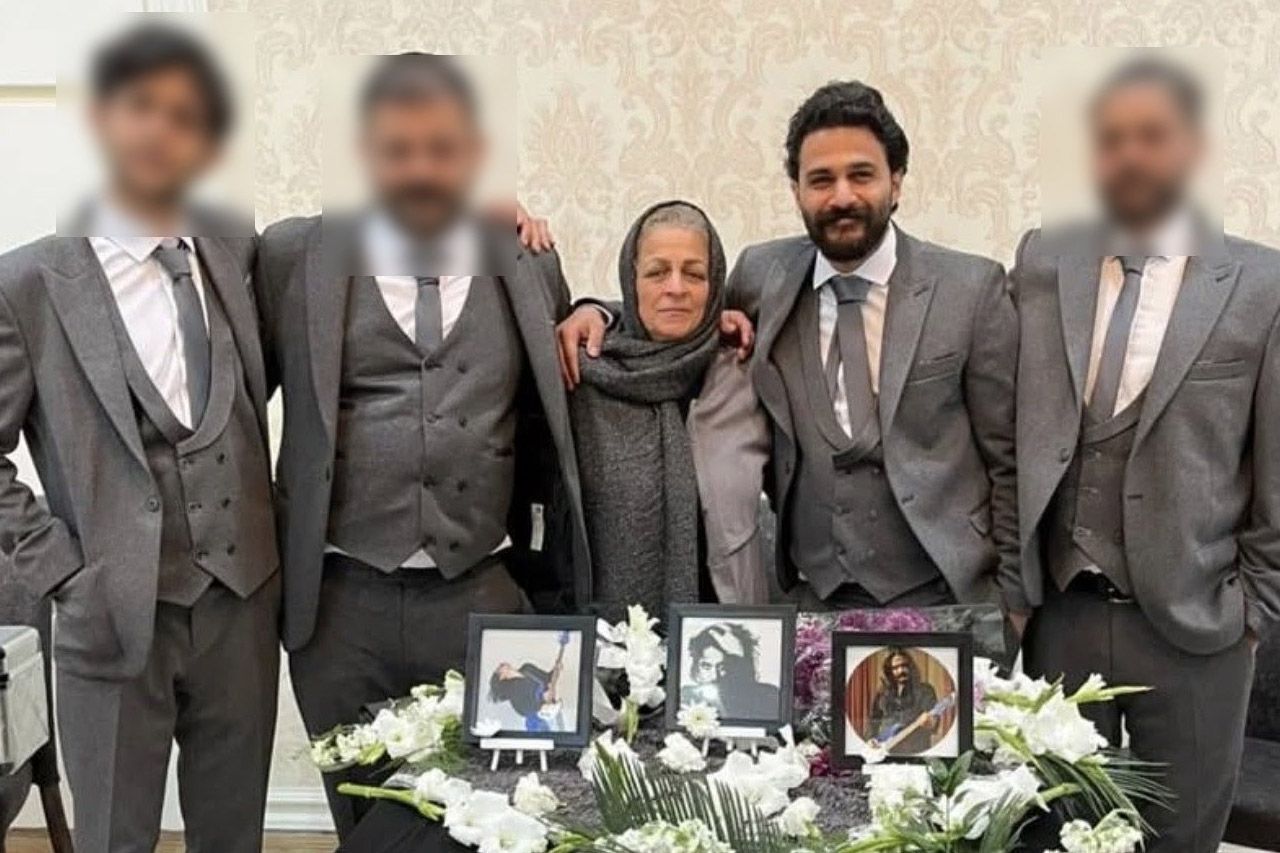 عماد شوش به همراه مادرش در مراسم بزرگداشت علی شوش