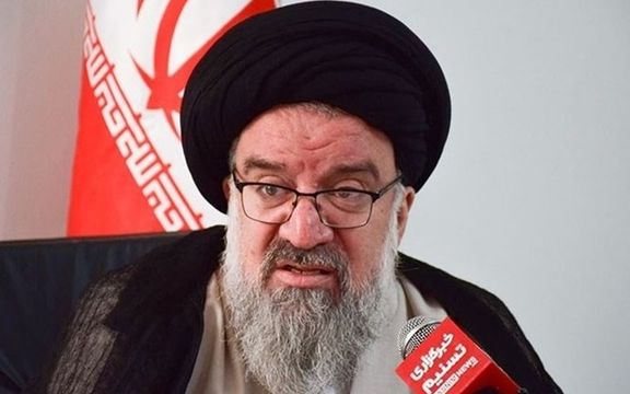 احمد خاتمی، امام جمعه تهران: از قوه قضاییه متشکریم که اولین نفر را پای چوبه دار فرستاد