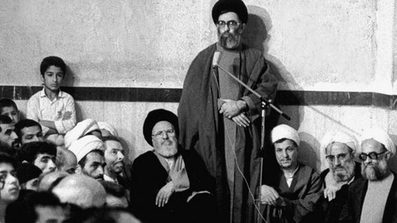 محمدعلی ابطحی: خامنهای میگفت روشنفکری چپ را در مبانی دینیمان داریم