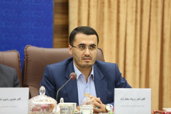 عضو هیات&zwnj;رییسه مجلس: خارج کردن تنگه هرمز از کنترل جمهوری اسلامی امکان&zwnj;پذیر نیست