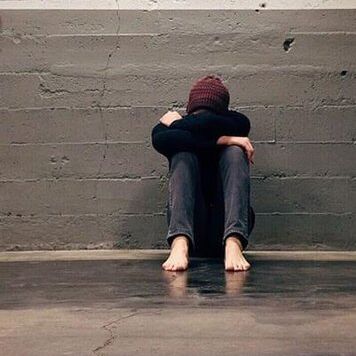 آمار خودکشی دو برابر بیش از قتل؛ دستکم ۴۰ هزار ایرانی در ۱۰ سال به زندگی خود پایان دادند