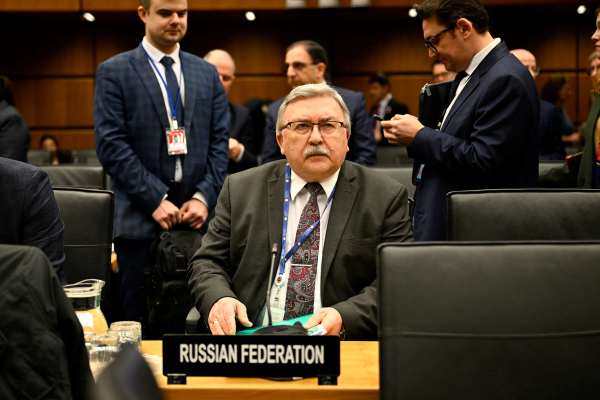 دبلوماسي روسي: الاتفاق النووي مع إيران "غير قابل للاستبدال" ويمكن التوصل إلى "اتفاق معدل"