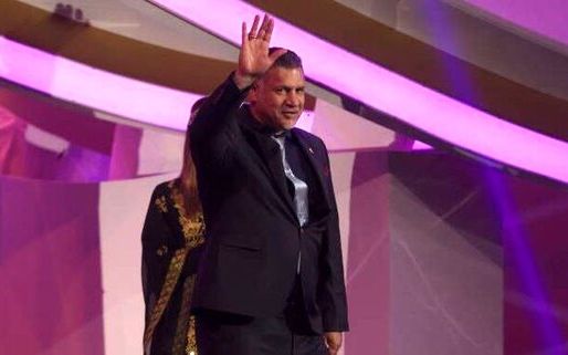 اختصاصی ایران اینترنشنال؛ ضبط پاسپورت و ممنوعالخروجی اسطوره فوتبال ایران