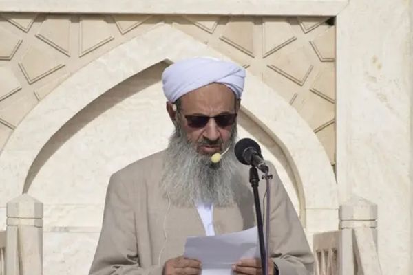 Iranian people 'losing their patience', top Sunni cleric warns Pezeshkian