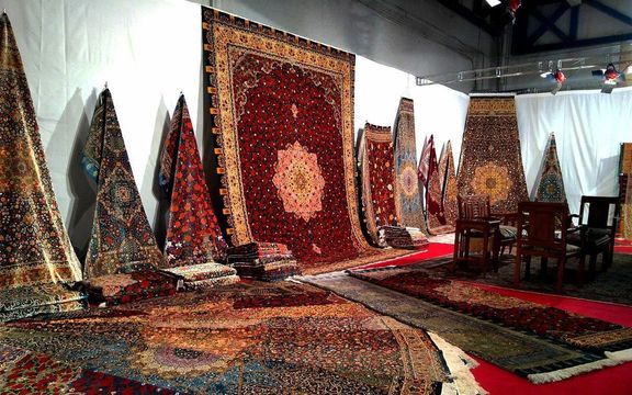 گزارش تسنیم: چین، افغانستان و هند، فرش ایرانی را دوباره به ایران صادر میکنند