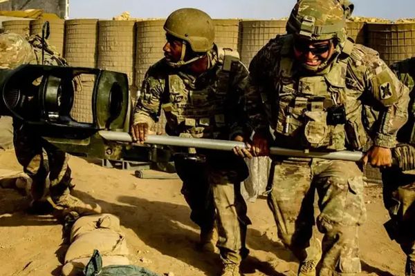 "تسنيم" الإيرانية: هجمات صاروخية على القواعد الأميركية في سوريا والعراق