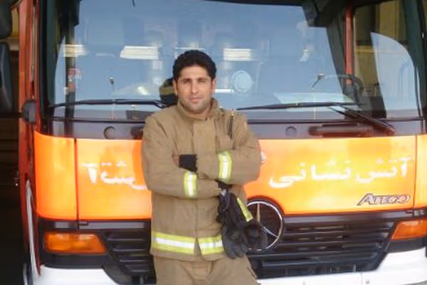 ناصر شیرازی کرامه؛ فرمانده آتشنشانی که هنگام نجات جان یک معترض کشته شد