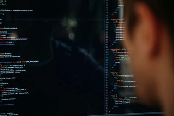 تلاش هکرهای وابسته به ایران برای دسترسی به ایمیل و اطلاعات مقامات سابق اسرائیل و آمریکا