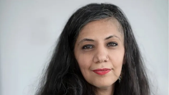 مینا خانی از سوی مجله اشپیگل آلمان به عنوان یکی از ۱۰۰ «چهره امیدبخش» معرفی شد