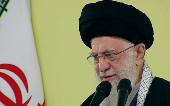 علی خامنهای: جهش تولید شاید از نظر عدهای نشدنی باشد اما با مشارکت مردم شدنی است