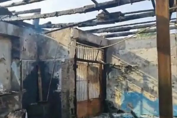 مصادر مطلعة: قتلى حريق مخيم مدمني المخدرات الـ32 شمالي إيران لا يمكن التعرف عليهم