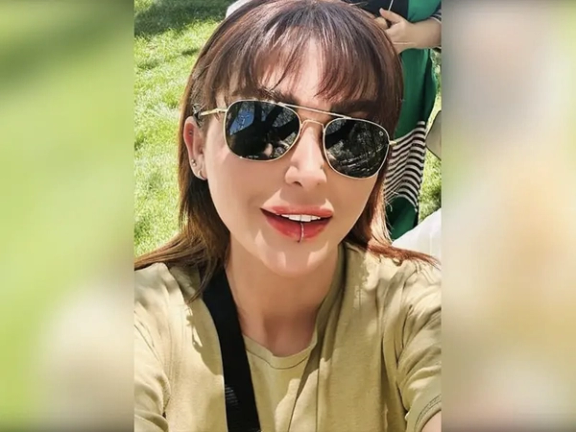 نسیم سیمیاری در اعتراض به ادامه بازداشت و بلاتکلیفی در زندان اوین اعتصاب غذا کرد