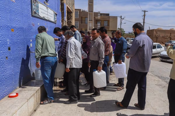 Power, water outages disrupt daily life across Iran