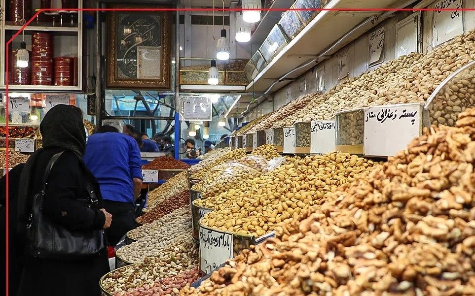 بازار یلدای امسال؛ مردم آجیل و شیرینی را قسطی می‌خرند